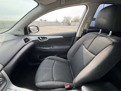 Used 2013 Nissan Sentra SR w/ Driver Pkg image 32