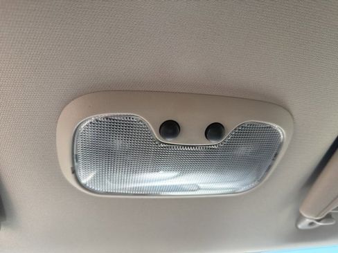 Used 2018 Dodge Journey SE w/ Connectivity Group image 28