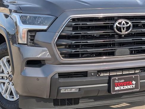 Used 2025 Toyota Sequoia SR5 AWD/4WD image 3