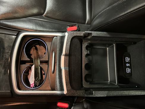 Used 2023 Chrysler 300 Touring L w/ Popular Equipment Group image 21