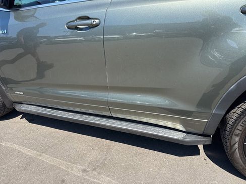 Used 2016 Toyota Highlander Limited image 8