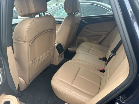 Used 2019 Porsche Macan S image 4