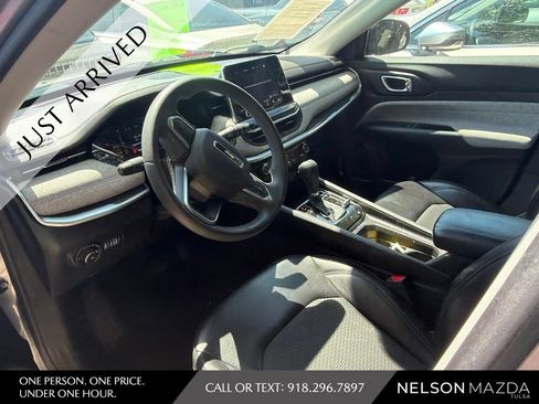 Used 2022 Jeep Compass Latitude AWD/4WD image 10
