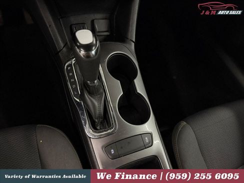 Used 2019 Chevrolet Cruze LS w/ LS Convenience Package FWD image 21