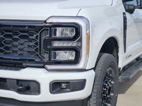 New 2026 Ford F250 Lariat w/ Black Appearance Package image 10
