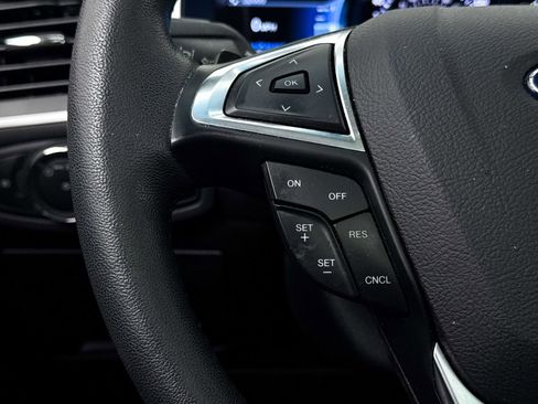 Used 2019 Ford Edge SEL w/ Equipment Group 201A AWD/4WD image 27