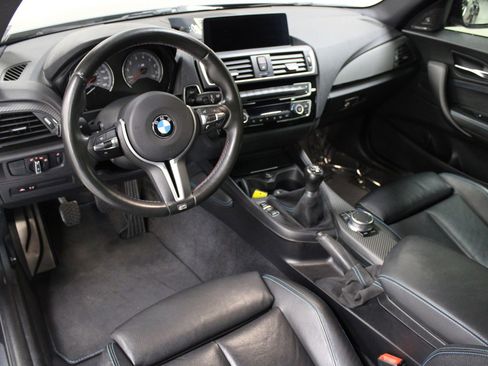 Used 2017 BMW M2 image 24