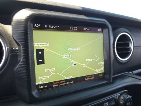 Used 2022 Jeep Wrangler Unlimited Sahara w/ Cold Weather Group AWD/4WD image 25