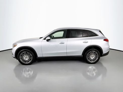 Used 2026 Mercedes-Benz GLC 300 4MATIC image 2