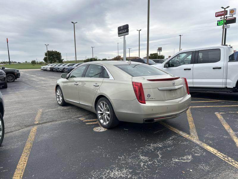 Used 2014 Cadillac XTS Luxury w/ Driver Awareness Package AWD/4WD image 3
