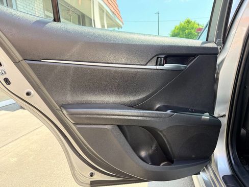 Used 2019 Toyota Camry SE image 26