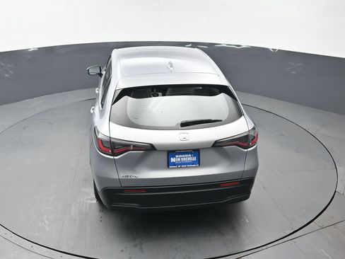 Certified 2024 Honda HR-V LX image 38