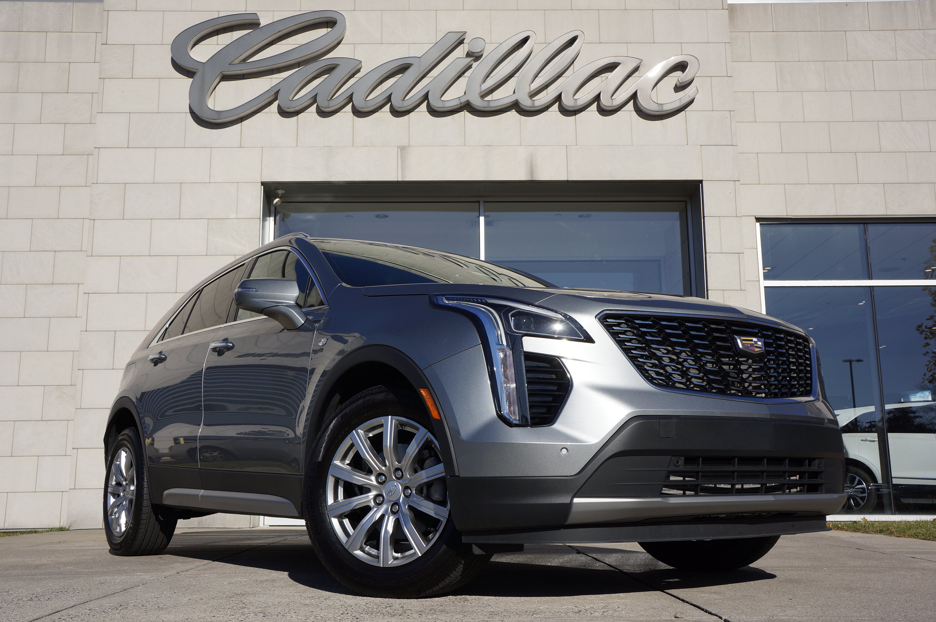 Used 2023 Cadillac XT4 Premium Luxury w/ Cold Weather Package AWD/4WD image 1