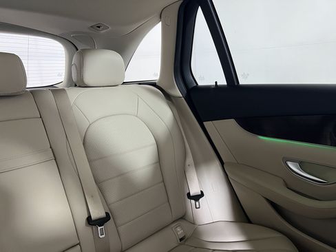 Used 2022 Mercedes-Benz GLC 300 image 15