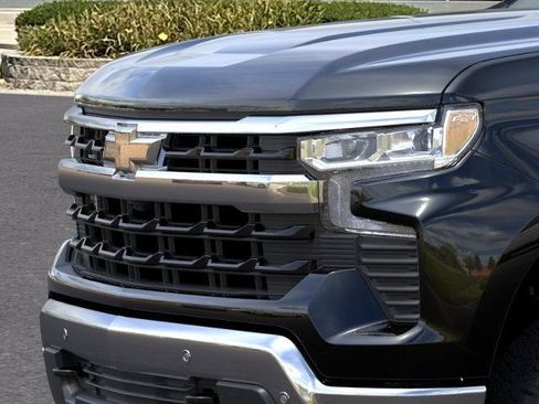 New 2026 Chevrolet Silverado 1500 LT w/ Safety Package AWD/4WD image 13