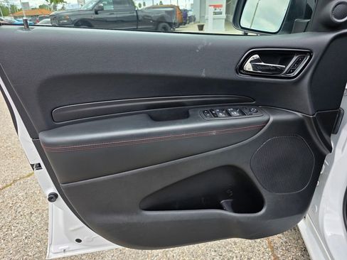Used 2024 Dodge Durango GT RWD image 13