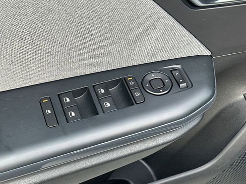 New 2025 Kia K4 EX image 16