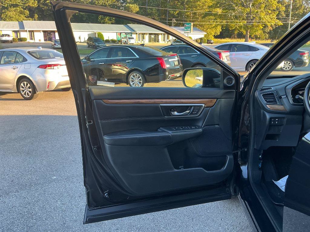 Used 2018 Honda CR-V Touring image 15