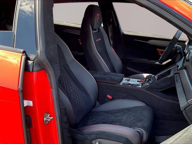 Used 2023 Lamborghini Urus Performante AWD/4WD image 28