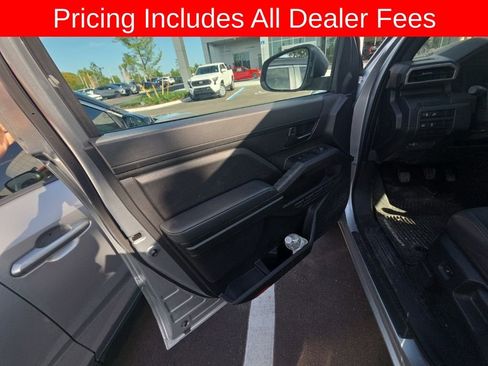 Used 2024 Toyota Tacoma SR w/ SR Upgrade Package AWD/4WD image 10