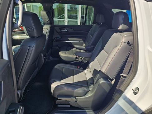 New 2026 Chevrolet Traverse Z71 AWD/4WD image 17