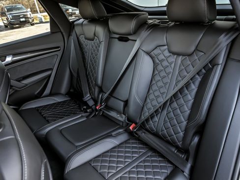 Used 2023 Audi SQ5 Premium Plus image 17