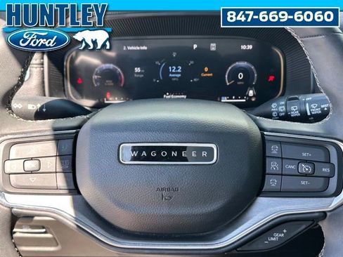 Used 2023 Jeep Wagoneer Series II w/ Convenience Group I AWD/4WD image 29