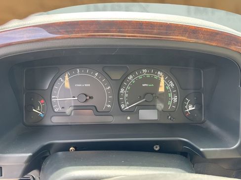 Used 2004 Land Rover Discovery SE AWD/4WD image 21