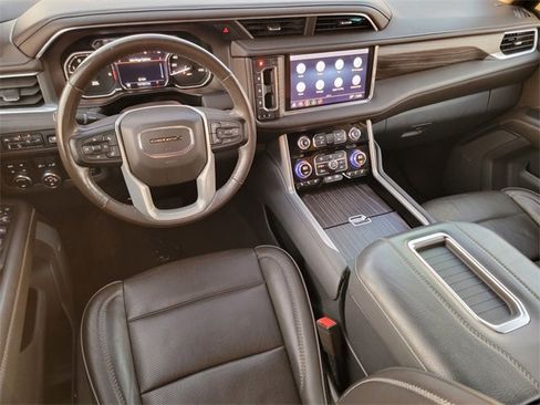 Used 2021 GMC Yukon XL Denali w/ Denali Ultimate Package image 36