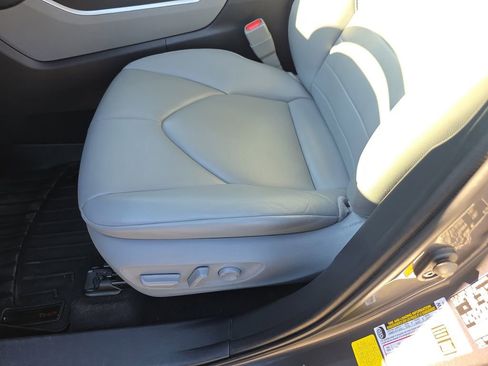 Used 2021 Toyota Highlander XLE image 20