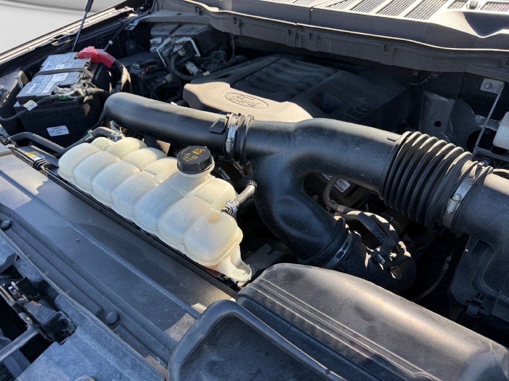Used 2021 Ford F150 Lariat AWD/4WD image 23