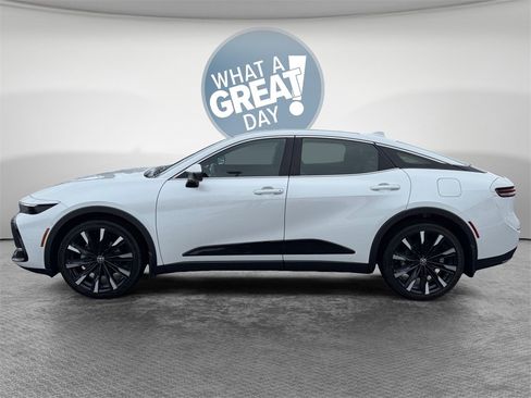 Used 2024 Toyota Crown Platinum image 7