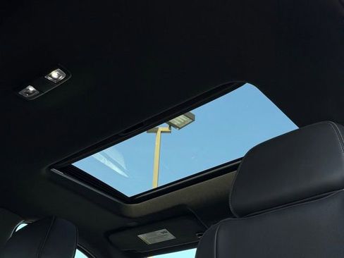 Used 2021 Chevrolet Silverado 1500 High Country image 5