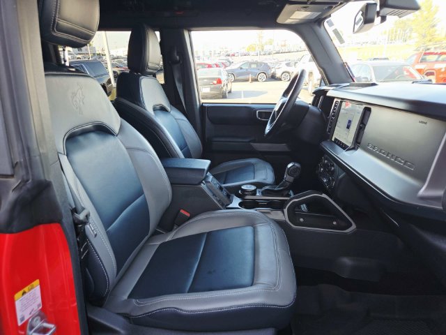 Used 2022 Ford Bronco Outer Banks w/ Sasquatch Package AWD/4WD image 13