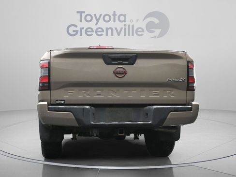 Used 2022 Nissan Frontier Pro-X RWD image 12