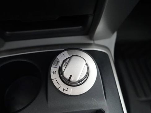 Used 2013 Toyota 4Runner SR5 w/ Premium Pkg AWD/4WD image 34