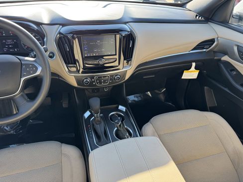 Used 2023 Chevrolet Traverse LS w/ Safety Package image 12