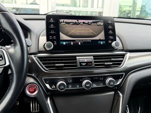 Used 2018 Honda Accord Sport image 38