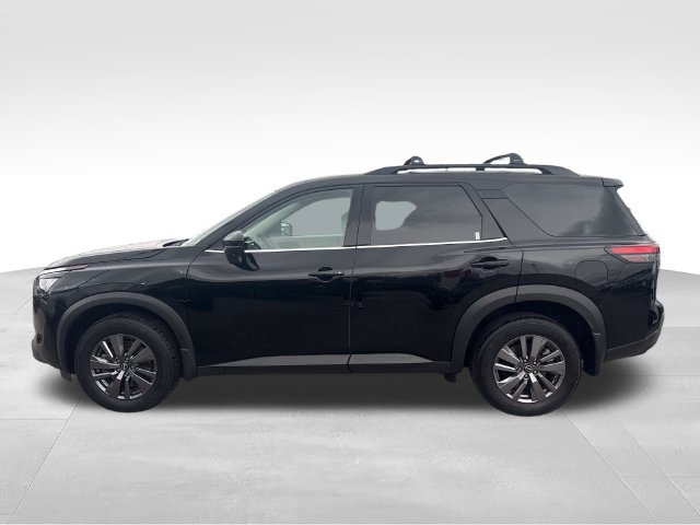 Certified 2025 Nissan Pathfinder SV AWD/4WD image 2