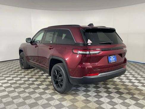 New 2026 Jeep Grand Cherokee Altitude AWD/4WD image 5