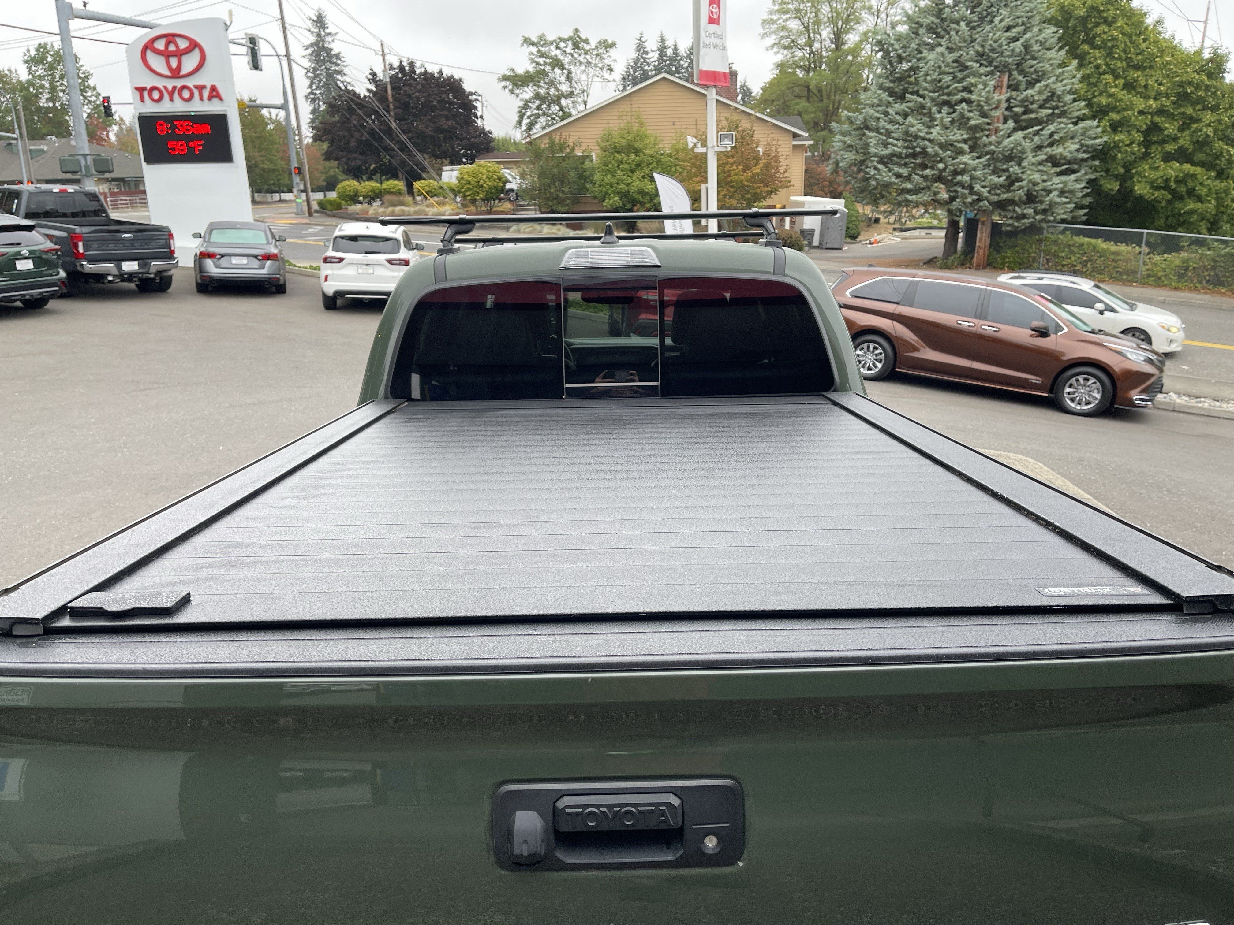 Certified 2021 Toyota Tacoma TRD Off-Road w/ TRD Premium Off Road Package AWD/4WD image 7