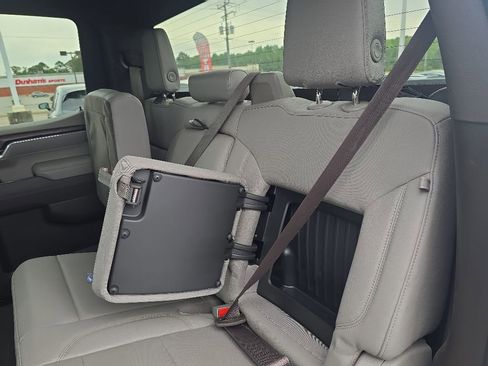 Used 2025 GMC Sierra 1500 SLT RWD image 21