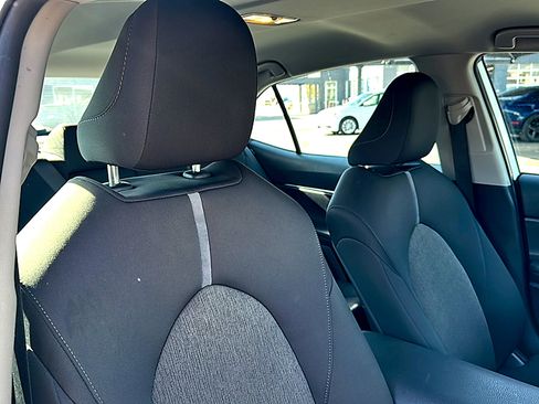 Used 2024 Toyota Camry LE image 23