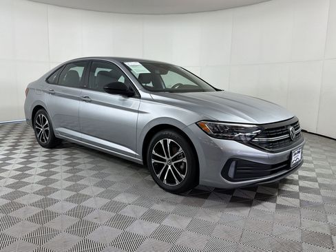 Used 2023 Volkswagen Jetta Sport FWD image 7