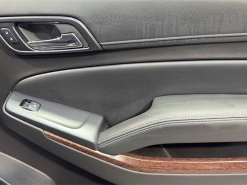 Used 2016 GMC Yukon XL SLT w/ Open Road Package image 15