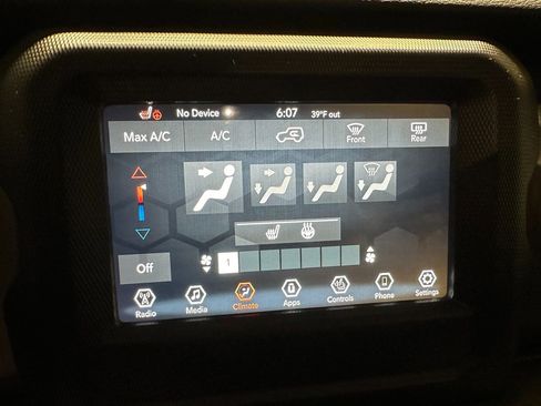 Used 2022 Jeep Wrangler Sport S image 33