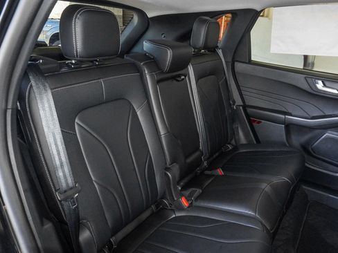 New 2025 Ford Escape SE w/ PHEV Premium Package image 43