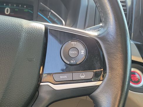 Used 2018 Honda Odyssey EX-L image 27