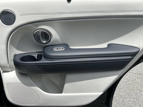New 2026 Hyundai Palisade Calligraphy FWD image 16