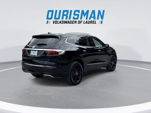 Used 2024 Buick Enclave Essence w/ Experience Buick Package FWD image 8